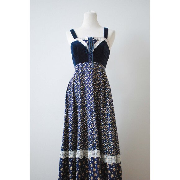 1970’s Gunne Sax Calico Velveteen Prairie Maxi Sundress - Picture 3 of 9